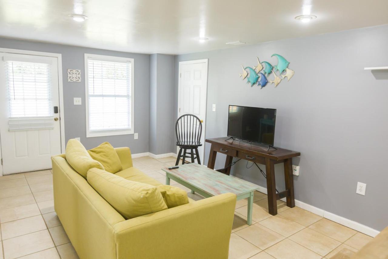 Five Bedroom Home In The Heart Of St Aug Beach St. Augustine Exterior photo
